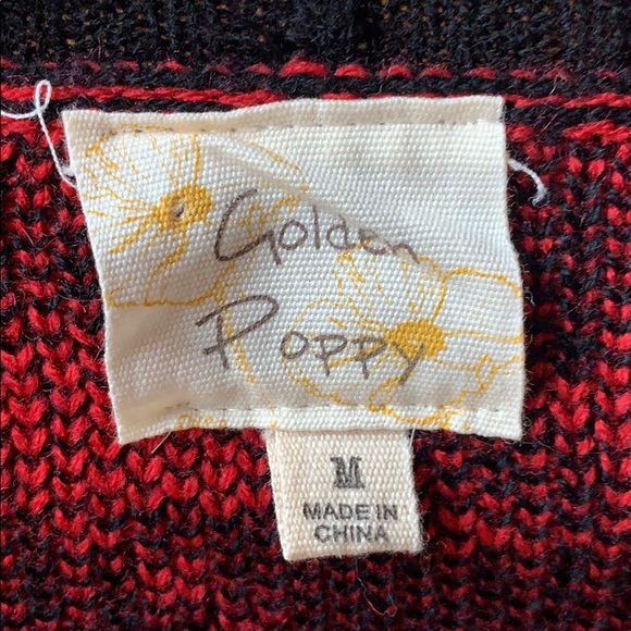 Red and Black houndstooth knit cardigan - Picture 3 of 3